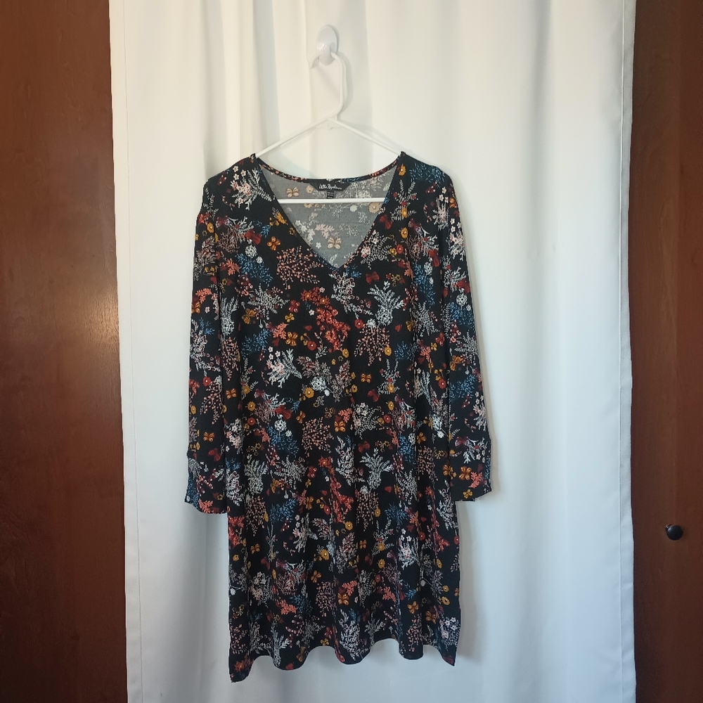 Ulla Popken Womens Dark Floral Butterfly Top 24/26 Slinky Stretch V Neck Whimsy